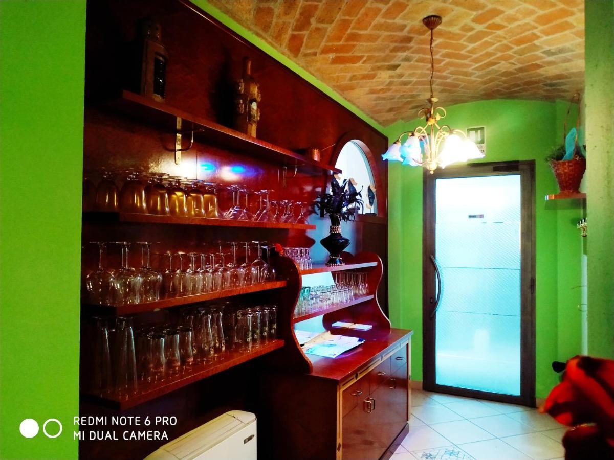 Hotel Azzurra Салсомаджоре Терме Екстериор снимка