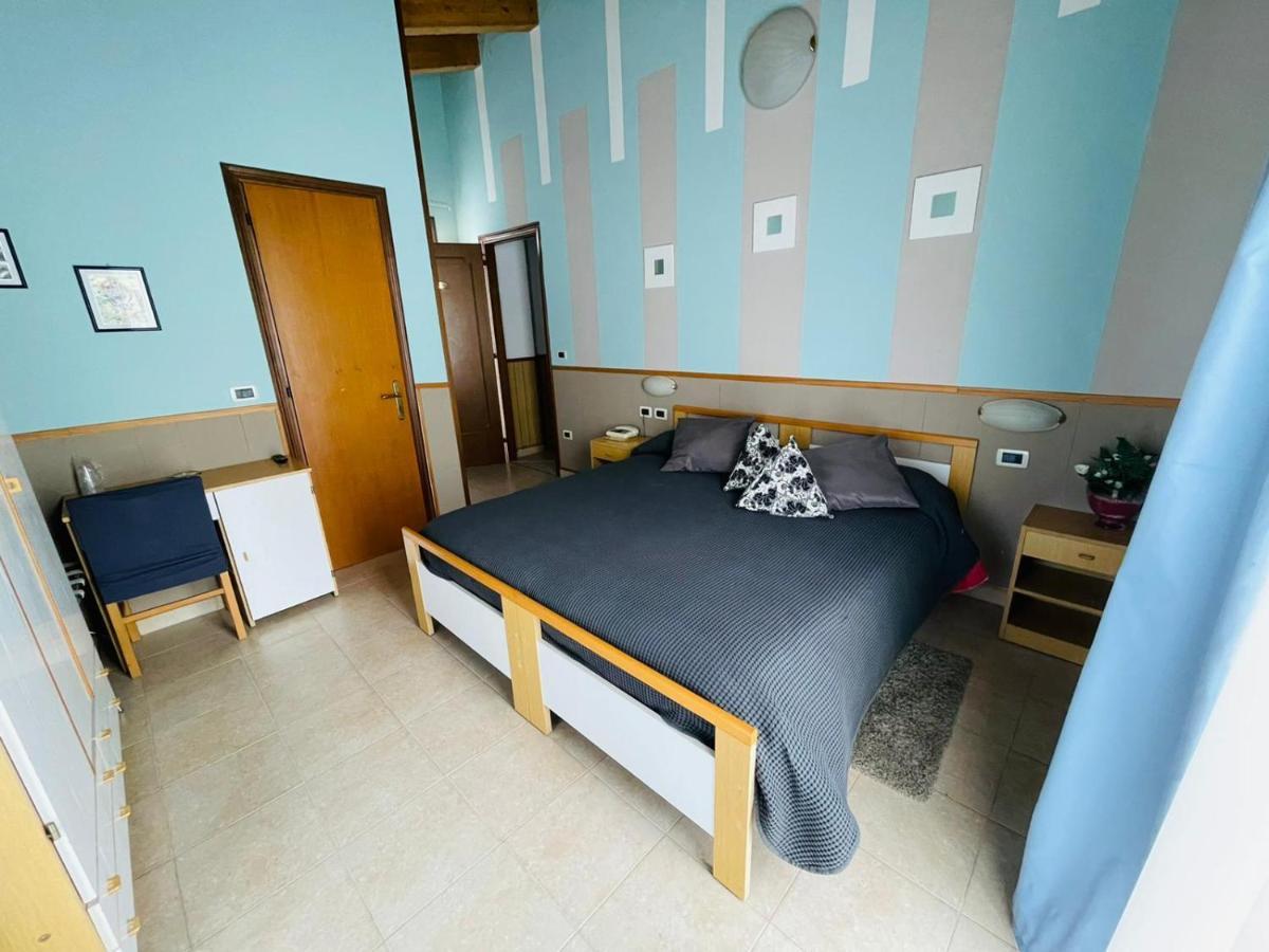 Hotel Azzurra Салсомаджоре Терме Екстериор снимка